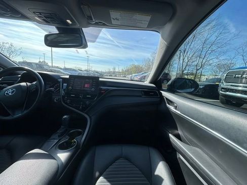 Used 2024 Toyota Camry SE w/ Convenience Package image 29