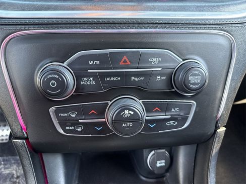 Used 2021 Dodge Charger Scat Pack w/ Daytona Edition Group image 18