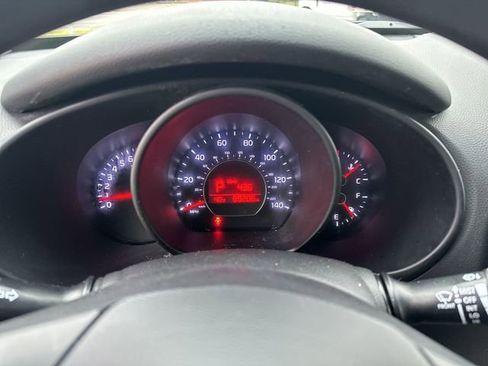 Used 2015 Kia Soul image 4