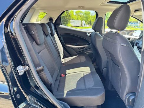 Used 2019 Ford EcoSport SE image 32