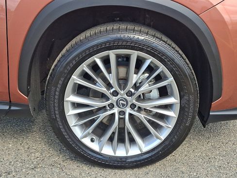 Certified 2025 Lexus NX 350 AWD w/ Accessory Package (2T) image 9