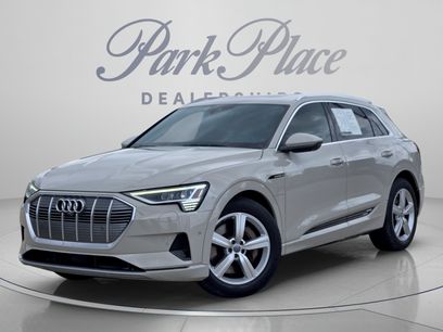 Used 2019 Audi e-tron Prestige w/ Prestige Package