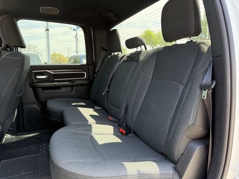 Used 2024 RAM 3500 Big Horn w/ Sport Appearance Package image 25