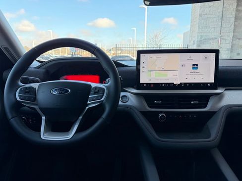 New 2026 Ford Explorer Active w/ Active Comfort Package image 42