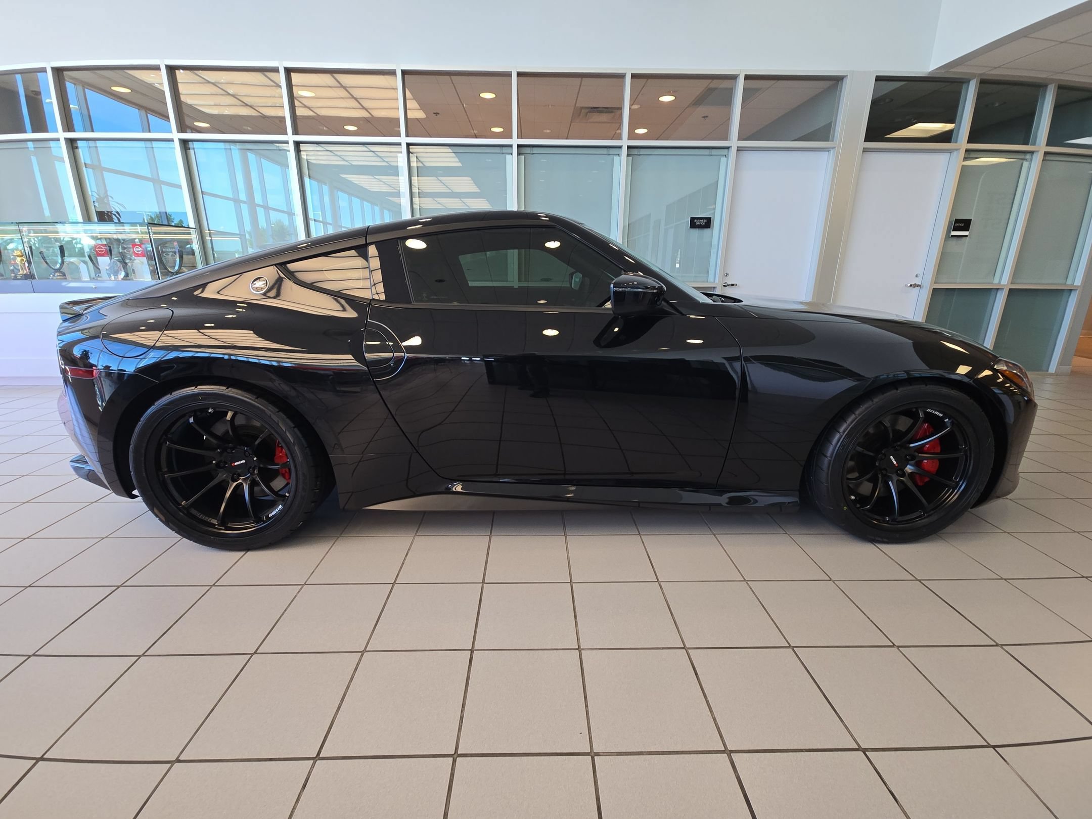 New 2026 Nissan Z Performance w/ Floor Mat Package RWD image 2