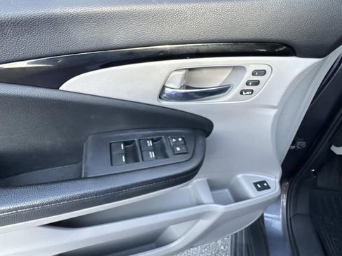 Used 2016 Honda Pilot Touring image 21