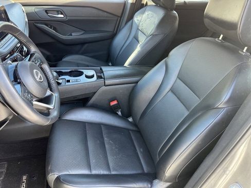 Certified 2023 Nissan Rogue SV w/ SV Premium Package image 16