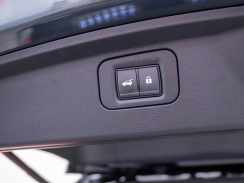 Used 2025 Nissan Armada Platinum Reserve w/ Convenience Package AWD/4WD image 42