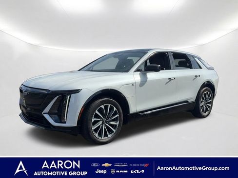 Used 2024 Cadillac Lyriq Sport RWD image 1