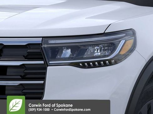 New 2026 Ford Explorer Active AWD/4WD image 18