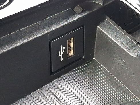 Certified 2024 Subaru Solterra Premium image 27