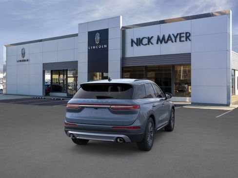 New 2026 Lincoln Corsair Premiere image 9