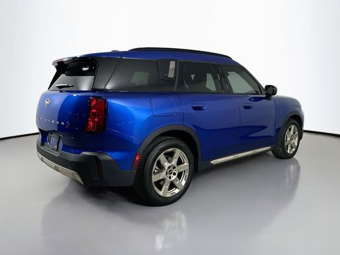 Certified 2025 MINI Cooper Countryman S w/ Comfort Package Max image 6