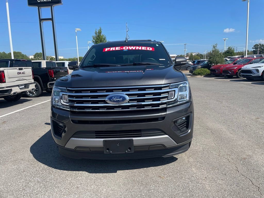 Used 2020 Ford Expedition XLT w/ Equipment Group 202A RWD image 2