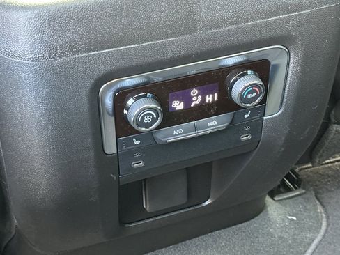 New 2026 Chevrolet Suburban High Country w/ LPO, Illumination Package image 14