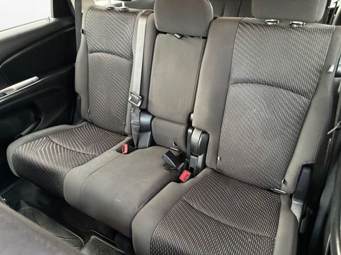 Used 2018 Dodge Journey SXT w/ Premium Group image 20