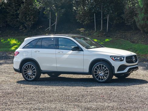 Used 2022 Mercedes-Benz GLC 300 image 12