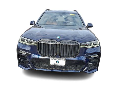 Certified 2022 BMW X7 xDrive40i w/ M Sport Package image 2