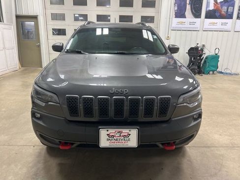 Used 2019 Jeep Cherokee Trailhawk w/ Cold Weather Group image 3