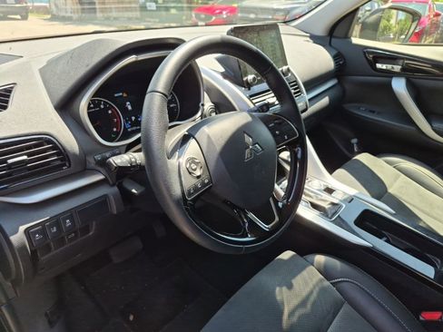 Used 2025 Mitsubishi Eclipse Cross AWD image 6