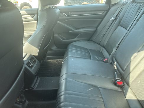 Used 2020 Honda Accord EX-L image 10