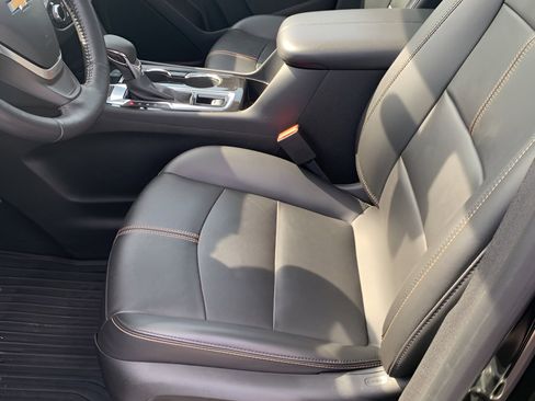 Certified 2022 Chevrolet Equinox Premier AWD/4WD image 11