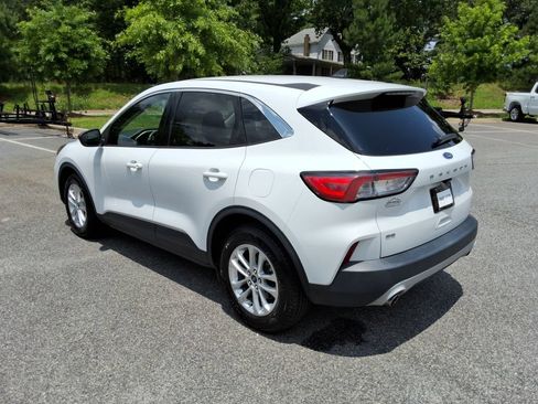 Used 2022 Ford Escape SE FWD image 7