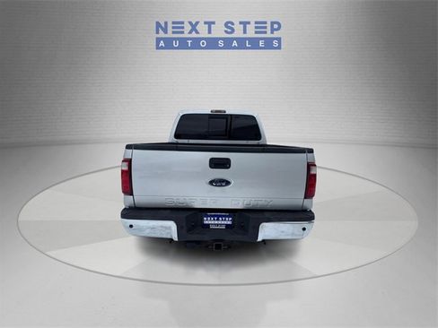 Used 2011 Ford F250 Lariat w/ Lariat Interior Pkg image 7