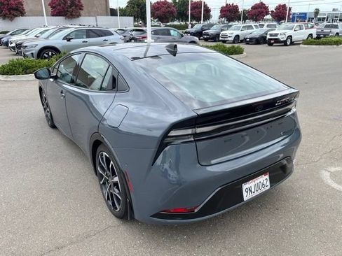 Used 2024 Toyota Prius Prime Premium w/ Advanced Technology Package FWD image 7