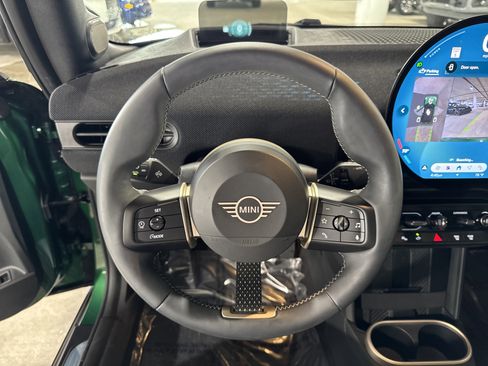 Certified 2025 MINI Cooper S FWD image 17