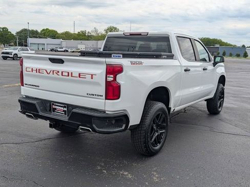 Used 2021 Chevrolet Silverado 1500 Custom Trail Boss w/ Safety Confidence Package AWD/4WD image 8