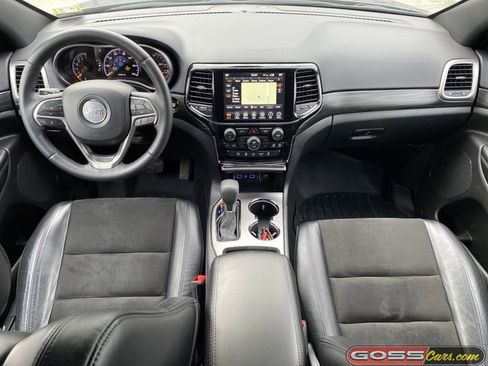 Used 2019 Jeep Grand Cherokee Altitude image 9