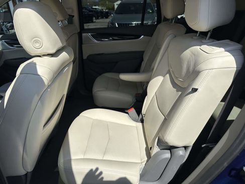 Certified 2023 Cadillac XT6 Premium Luxury image 16