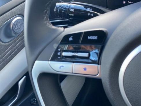 New 2026 Hyundai Elantra Limited FWD image 20
