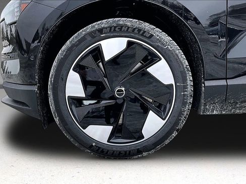 New 2026 Volvo EX30 Ultra w/ Climate Package image 12