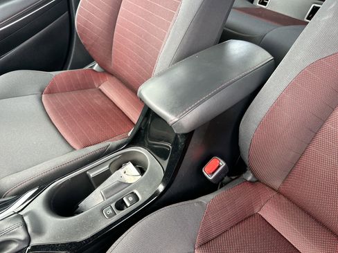 Used 2023 Toyota Corolla SE image 20