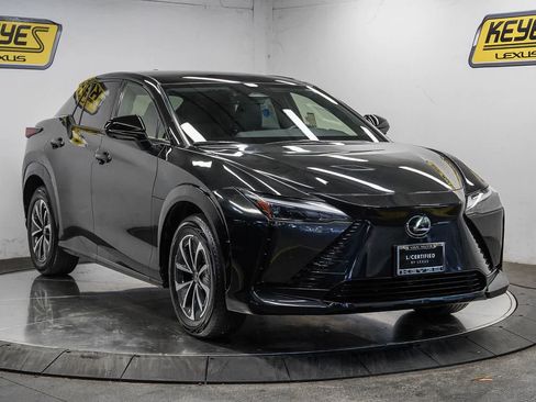 Used 2025 Lexus RZ 300e w/ Accessory Package (2T) FWD image 5
