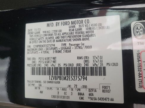 Used 2014 Ford Mustang Premium RWD image 33