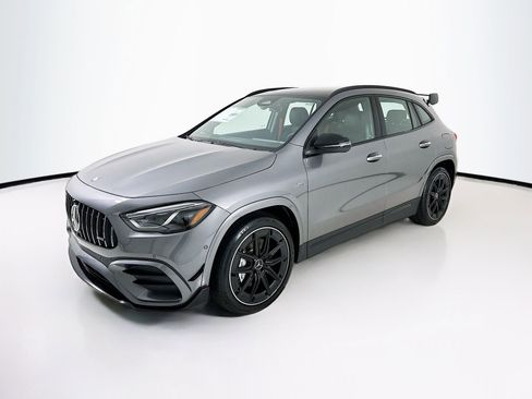 New 2026 Mercedes-Benz GLA 35 AMG 4MATIC image 3