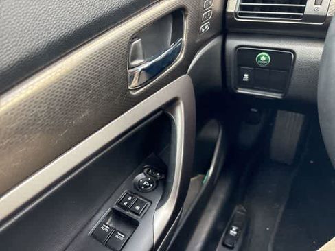 Used 2017 Honda Accord EX-L image 23