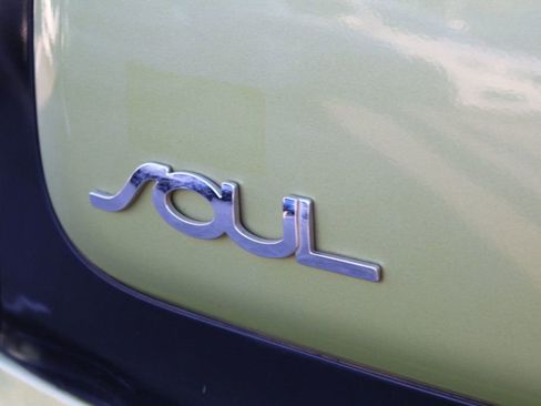 Used 2017 Kia Soul w/ Convenience Package image 31