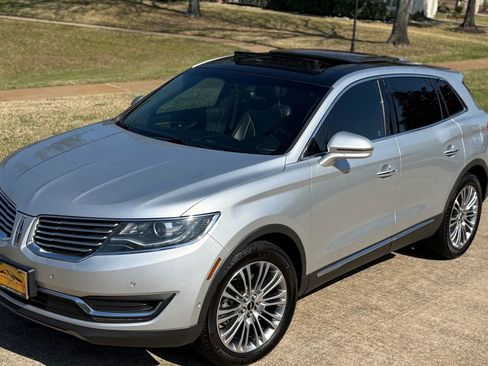 Used 2018 Lincoln MKX Reserve FWD image 6