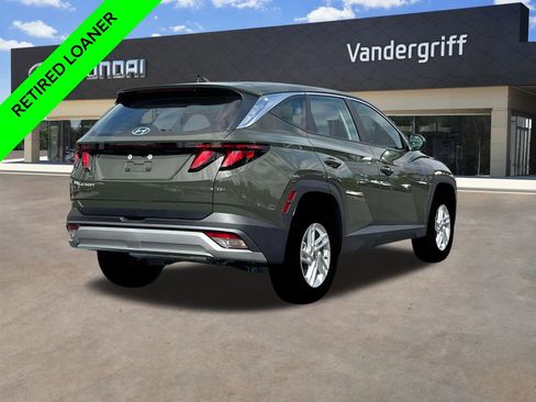 New 2025 Hyundai Tucson SE image 8