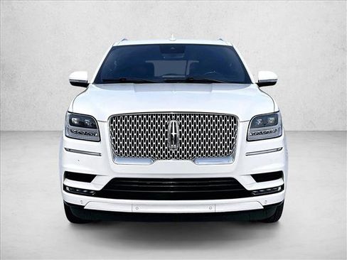 Used 2020 Lincoln Navigator Reserve w/ Equipment Group 208A Reserve image 3