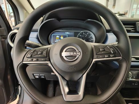 New 2025 Nissan Versa SV w/ Trunk Package FWD image 17