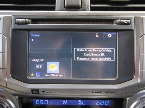 Used 2016 Toyota 4Runner Limited AWD/4WD image 29