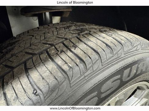 Used 2010 Lincoln MKX AWD image 32