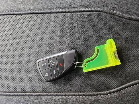 Used 2024 Chevrolet Silverado 3500 LTZ w/ LTZ Convenience Package image 32