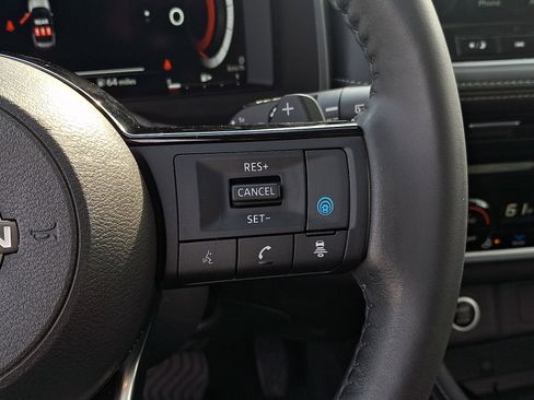 Certified 2023 Nissan Rogue Platinum w/ Platinum Premium Package image 22