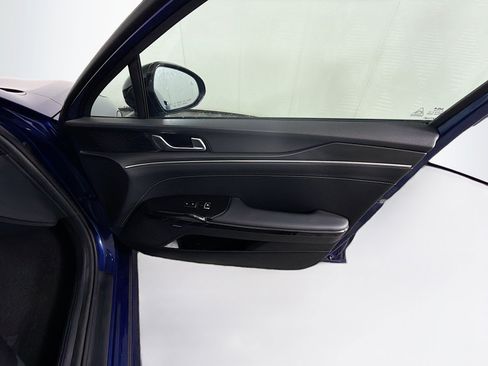 Used 2025 Kia K5 GT-Line w/ GT-Line Premium Package FWD image 32